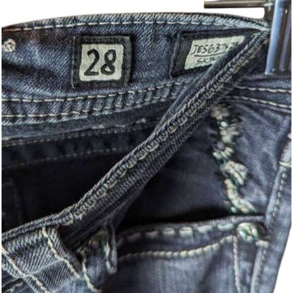MISS ME Dark Wash Skinny Rhinestone Embellished Jeans Size 28 - Picture 5 of 5